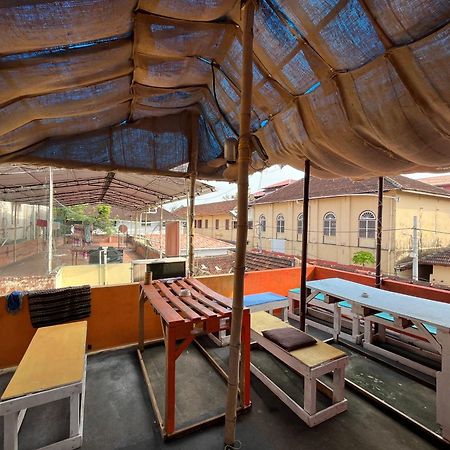 B Hostel Fort Kochi Екстер'єр фото